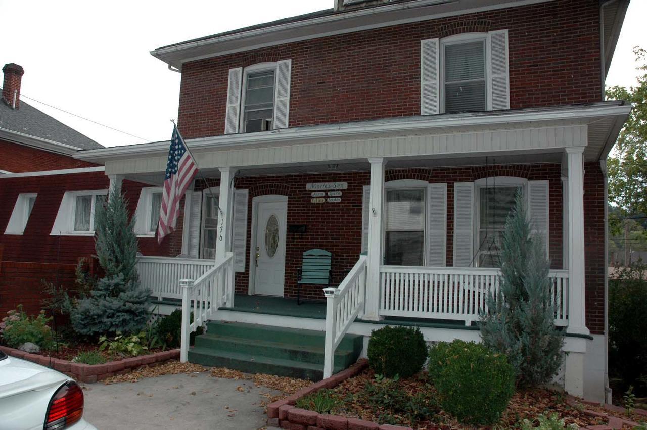 Maria'S Garden & Inn Berkeley Springs Exterior photo